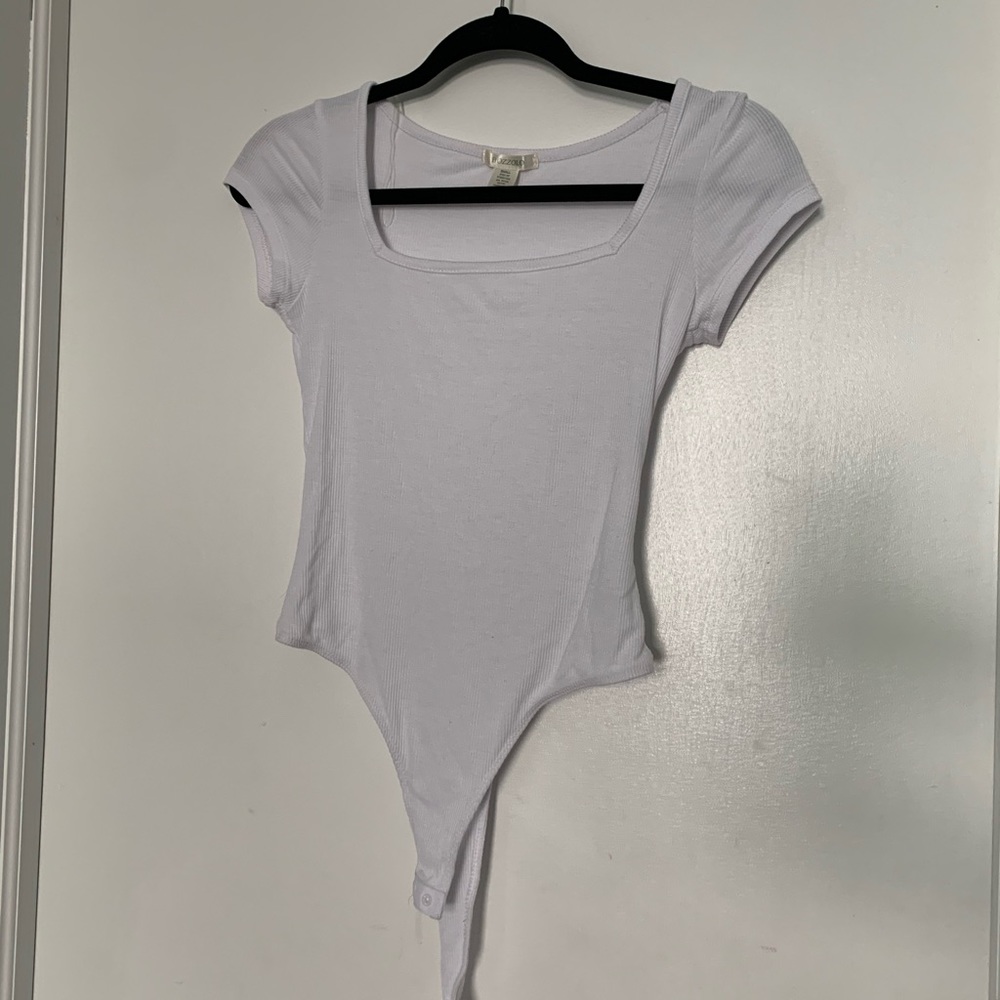 Square neckline bodysuit